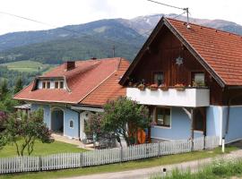 Zur Alpenruhe, hotel cu piscine din Seeboden