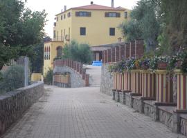 Azienda Agrituristica Le Terre Di San Leonardo: Cetraro'da bir plaj oteli