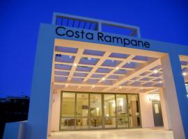 Costa Rampane, hotel di Plitra