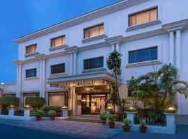 La Place Sarovar Portico, hotel cerca de Aeropuerto internacional Chaudhary Charan Singh - LKO, Lucknow