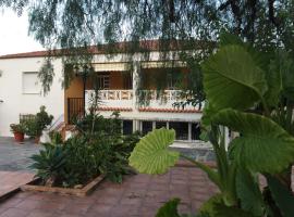 Moya, relax en la Calderona, familiehotell i Gilet