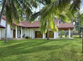 Coco Villa Peach Tree, villa í Katunayaka