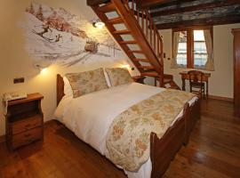 Chalet Chez Nous, hotel din Sauze dʼOulx