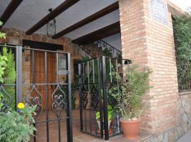 Apartamentos Rurales Peralta: Segura de la Sierra'da bir otel