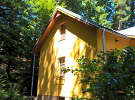 Chata nad kúpaliskom, cabin in Kováčová