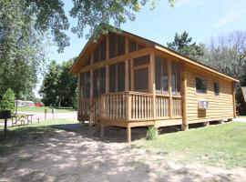 Neshonoc Lakeside Camping Resort, camping en West Salem