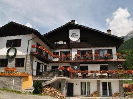 Hotell Millefiori- Alpine Event Lodge, hotel en Valtournenche