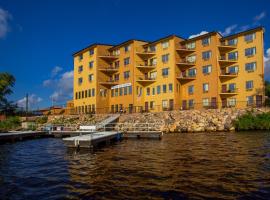 The VUE Boutique Hotel & Boathouse, hótel í Wisconsin Dells