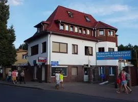 Alex Inn
