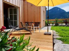 Ferienwohnung Almflair Chalet, hotel v destinaci Thiersee