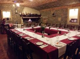 Farm stay File, cabana o cottage a Slope