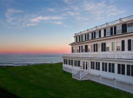 Ocean House Hotel at Bass Rocks, hotel v destinácii Gloucester