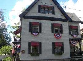 Hearthside Inn, hotelli kohteessa Bar Harbor