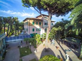 Albergo Battelli – hotel w mieście Marina di Pietrasanta