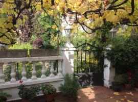 Hostal Restaurant Jose Luis, hôtel à Trespaderne