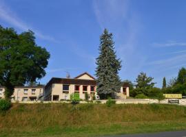 Logis Hotel Le Prieure, viešbutis mieste Saint-Marcel