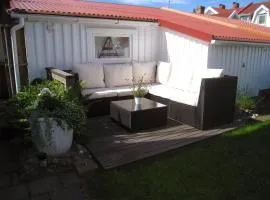 Accommodation for 2 in the center city of Lysekil