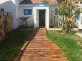 The Green Palm Cottage, hotel in Plettenbergbaai