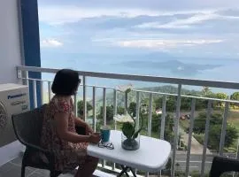 Taal View Condo by Liza、タガイタイのコンドミニアム