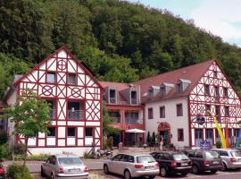 Behringers Freizeit - und Tagungshotel, hotel v destinaci Gößweinstein