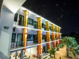 Sor Kor Sor Resort, hotel in Sattahip