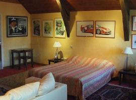 Le Relais des Arcandiers, hotel u gradu Loeak