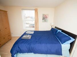 MARLEY MANSIONs APARTMENT - CLARENDON, hotell i Wallasey