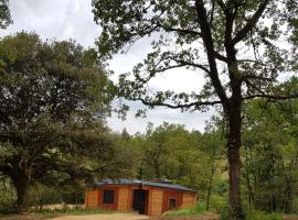 Gîtes du Chêne Vert, casa per le vacanze a Montignac