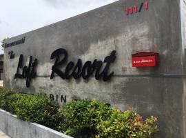 The Loft Resort Kabin Buri, hotel u gradu Kabin Buri