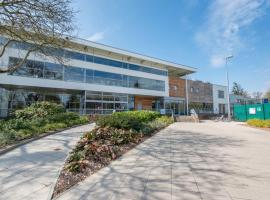 Bisham Abbey National Sports Centre, hotel v destinaci Marlow