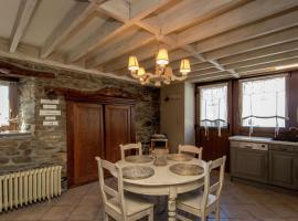 Beautiful Cottage in Malempre with Fenced Garden, vakantiehuis in Manhay