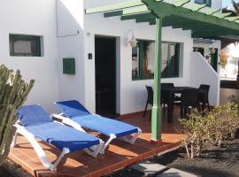 Bungalow Franck, hotel en Puerto del Carmen