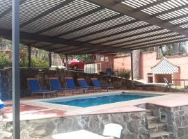 Hotel Casa Valle, hotel v destinaci Valle de Bravo
