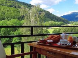 Hôtel le Vallagnon, hotel v destinaci Laveissière