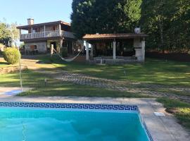 A Leira, holiday home in Ponteareas