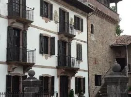 Hostal Palacio Jaureguia