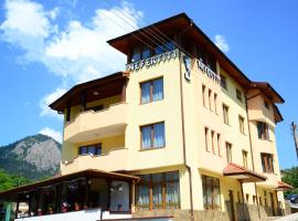 Guesthouse Nefertiti, casa de hóspedes em Smolyan