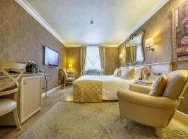 Imperial Hotel & Restaurant