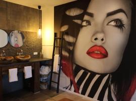Byonz, hotel with hot tubs in Groningen
