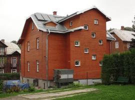 Hostel Promyk, hotel sa Iwonicz-Zdrój