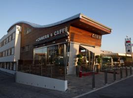 Camera & Caffè Cenni, hôtel à Fosso Ghiaia près de : Mirabilandia