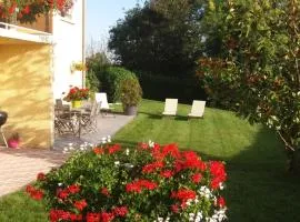 Ma maison fleurie proche AEROPORT LYON ST EXUPERY, LDLC ARENA, Groupama Stadium,Eurexpo