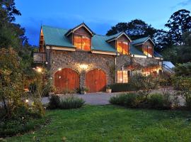 Mary Cards Coach House, B&B in Olinda