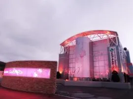 Restay SaKuRa (Adult Only)