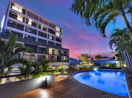Sunshine Tower Hotel, hotell i Cairns