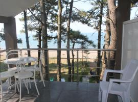 Mana-Mana, hotel a Grigoleti