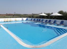 Villagiannis, Ferienwohnung mit Hotelservice in Nea Fokea