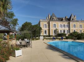 Chambres d'hotes de Pouzelande, bed and breakfast a Notre-Dame-de-Sanilhac