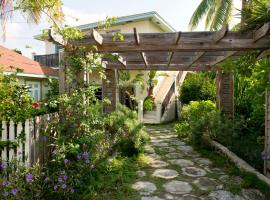 The Sugar Apple Lodging, lodging in Harbour Island