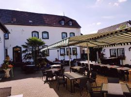 Hotel Restaurant Jägerhof，迪倫－艾費爾的飯店